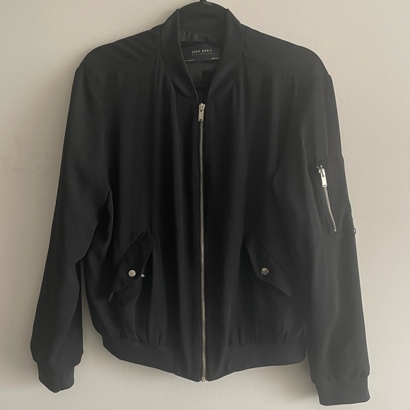 Zara Basics Black Jacket - Picture 1 of 4